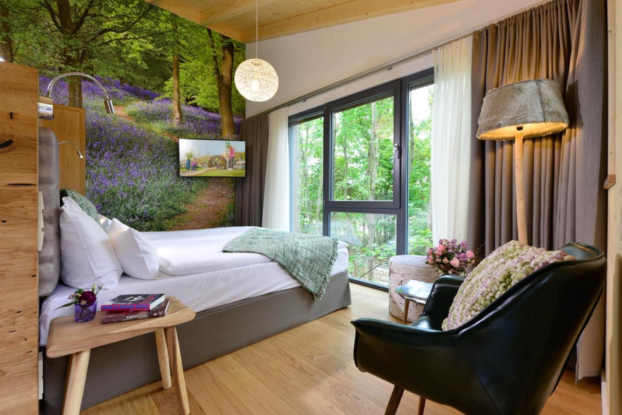 Hotel Fire & Ice Duesseldorf/Нойс Екстериор снимка